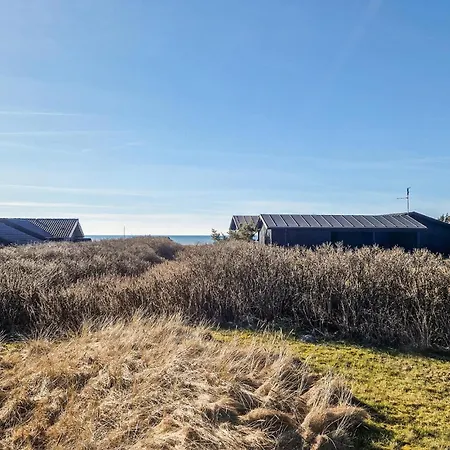 3 Bedroom Cozy In بيت للعطل Løkken