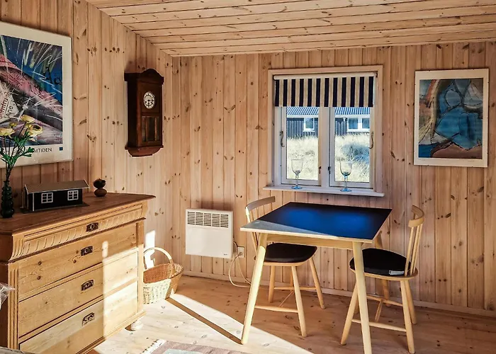 3 Bedroom Cozy In Løkken